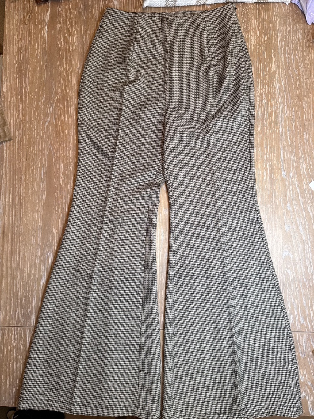 High-Waisted Houndstooth Flare Pants